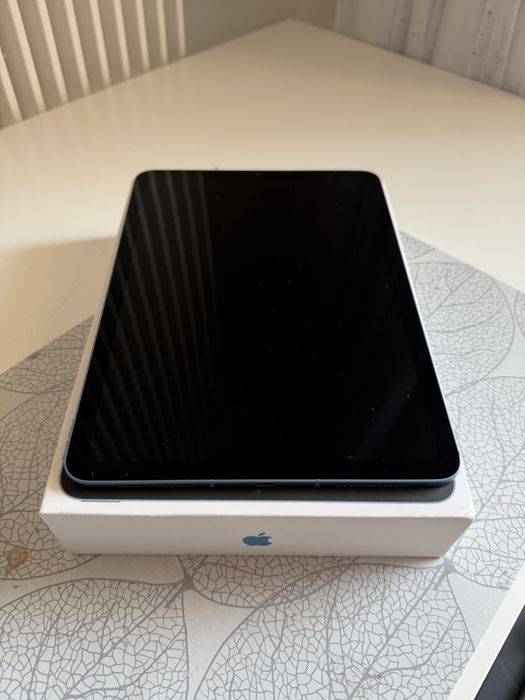 iPad Air 5 gen 64GB WiFi + Cellular