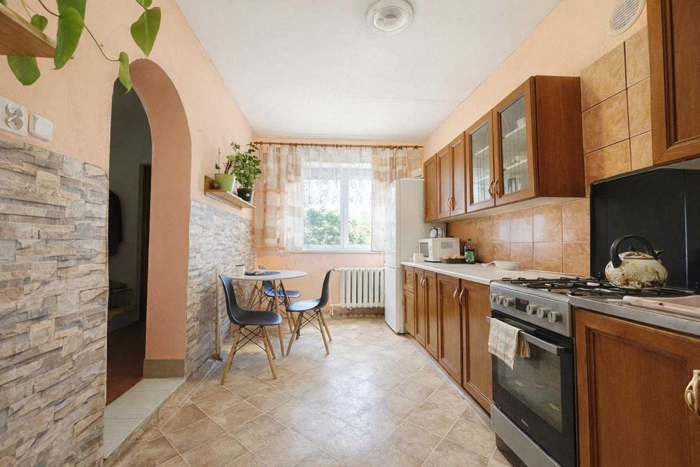 Na sprzedaż pół domu w Sadlnie ok 80m2 z ogrodem