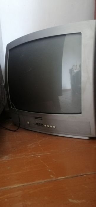 Продам телевизор реинфорд