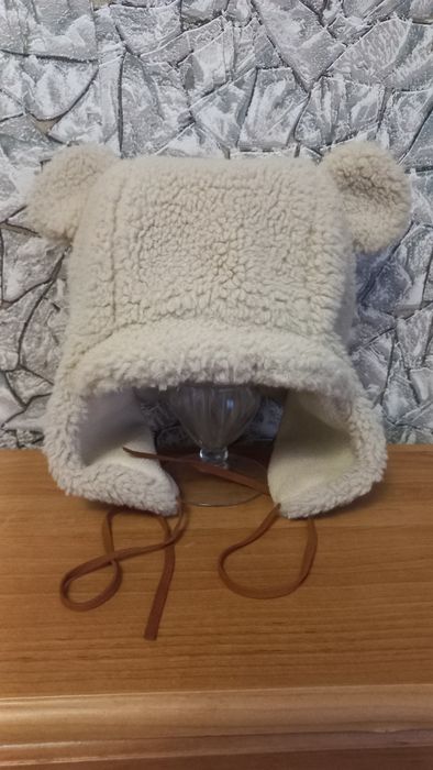 Тепла шапка з вушками з A-SHop