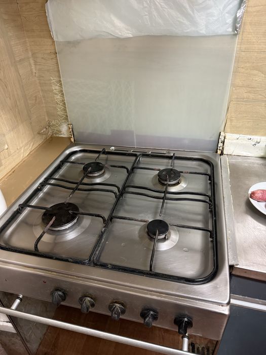 Vendo fogao a gas, 4 bocas com grill