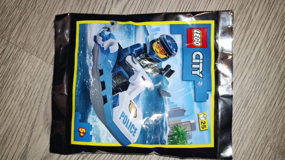 4 x Klocki LEGO friends i City oraz Minecraft