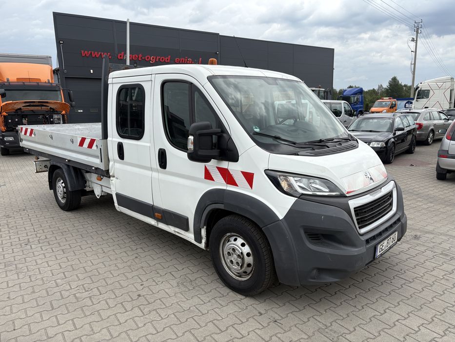 Peugeot Boxer / doka 7 osobowy / skrzyniowy / klimatyzacja / z Niemiec
