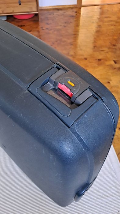 Walizka plastikowa Roncato