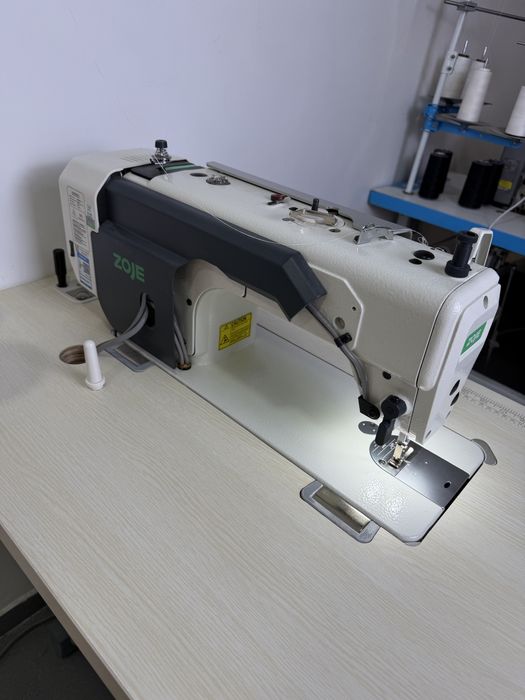 Máquina de Costura Industrial Zoje A8000-D4-TP/02