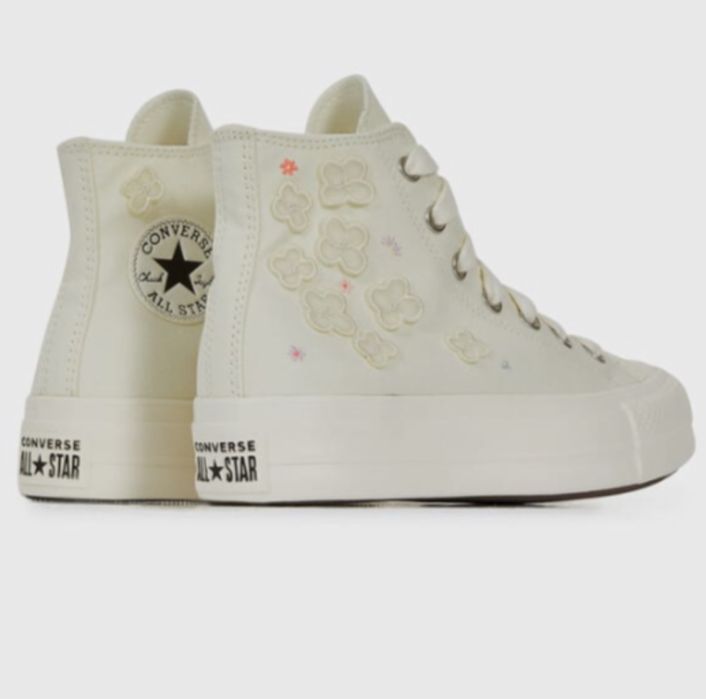 Converse Chuck Taylor All Star Lift Platform 3D Flower Womans Sneakers