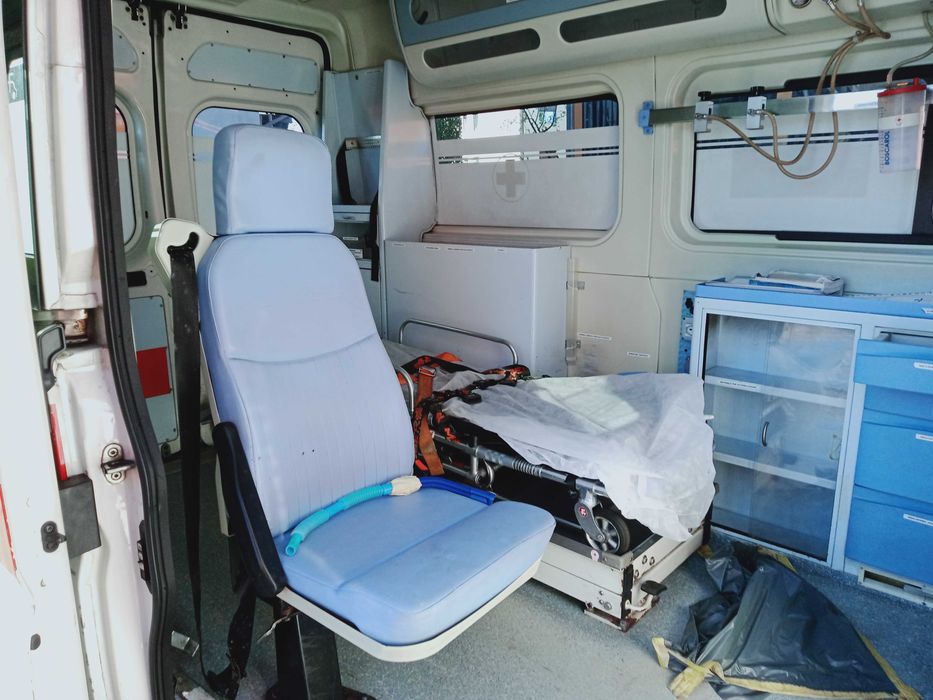 Drzwi  zabudowa karetka ambulans  Ducato 2009