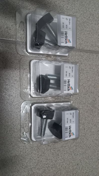 Śruba regulująca wysokość M10 30mm