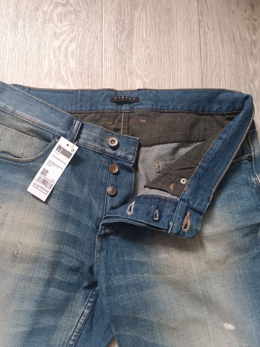 Продам новые джинсовые шорты sisley