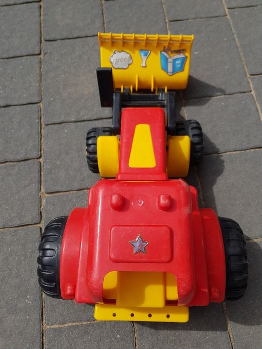 Traktor spych ładowarka