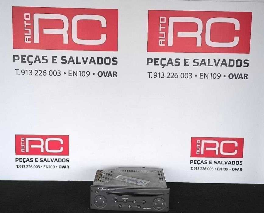 Rádio / Auto Rádio 8200063200 - RENAULT LAGUNA II