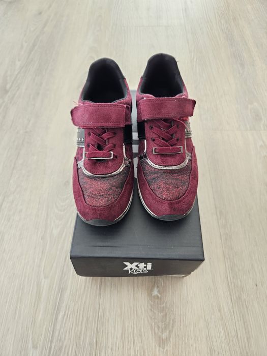 Tenis bordeaux Xti 31