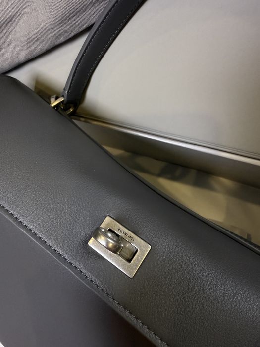 Продам сумку balenciaga rodeo medium