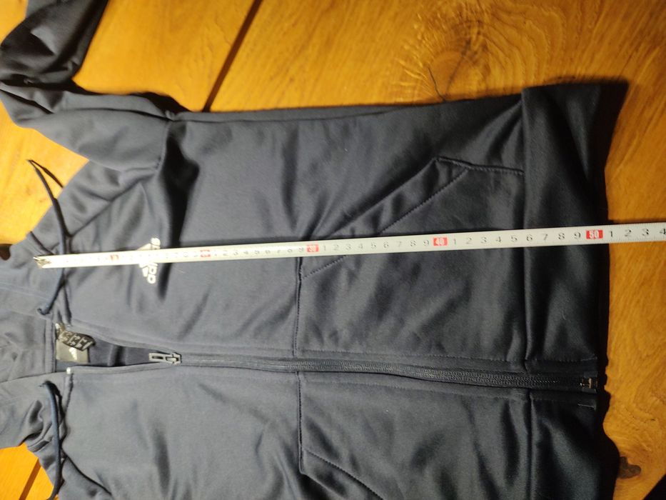 Bluza na zamek Adidas. Stan idealny