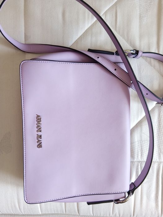 Mala tiracolo Armani Jeans cor lilás, sintética 25x17cm