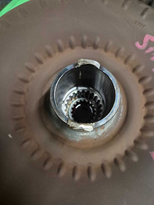 Zmiennik momentu sprzęgło hydrokinetyczne Cat 428 432 C D E uszkodzone