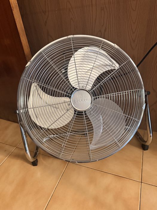 Ventoinha de chao BECKEN grande
