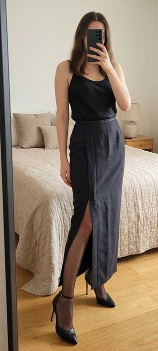 Elegant Anthracite Gray Maxi Skirt – Size 36 – Impeccable!