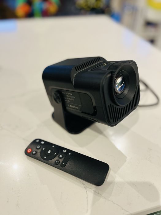 projekor LED Magcubic HY320 mini