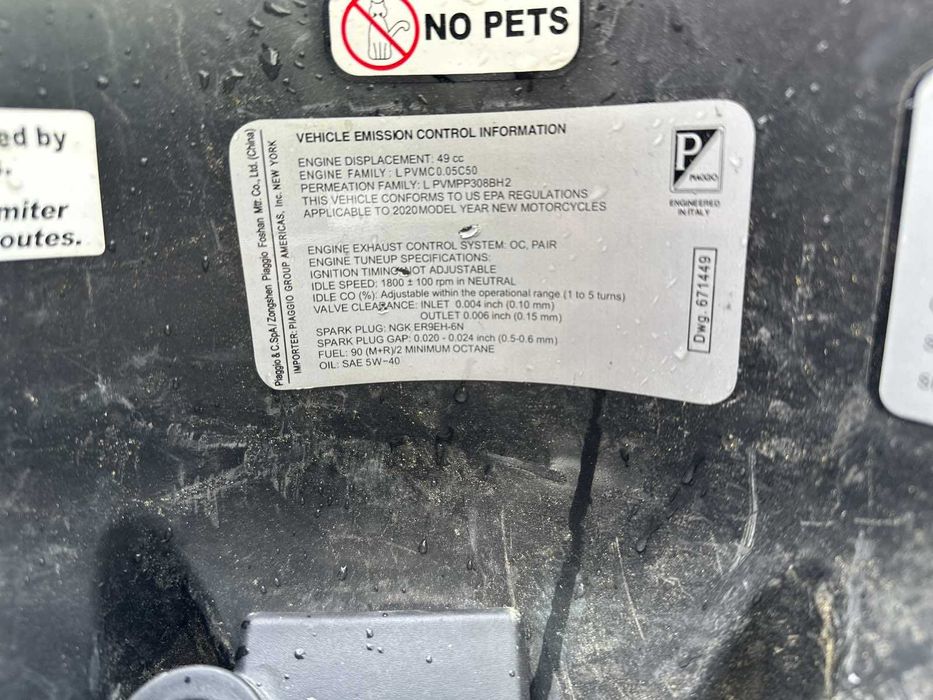 Продається скутер  Piaggio Typhoon 50 4T