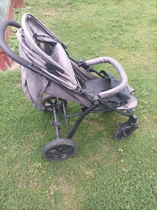 Spacerówka Lionelo Annet Tour