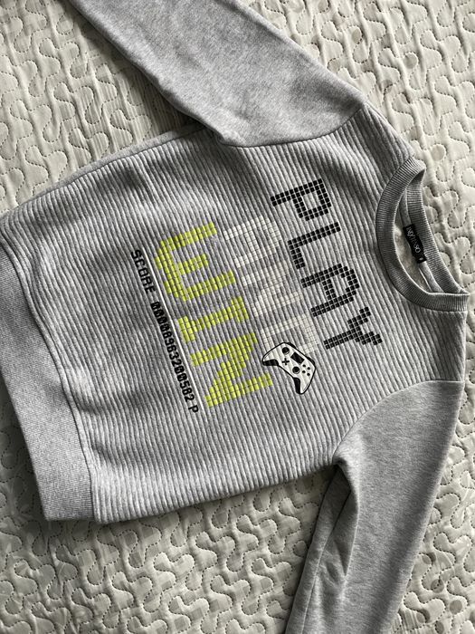 Bluza 122/128 , Super stan!