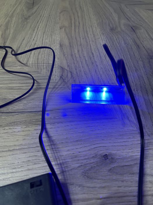 Podświetlenie półki led ledy niebieskie światło zasilacz