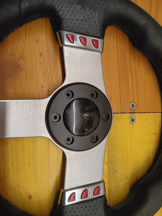 Volante para Logitech G27