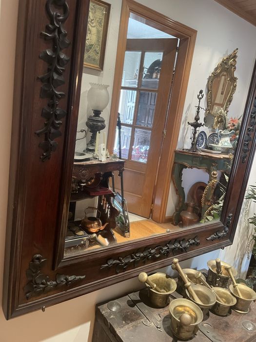 Grande Espelho em Madeira