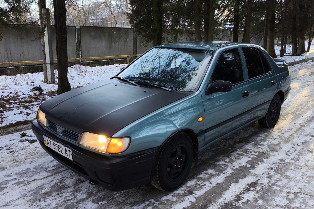 Nissan Sunny 1.4 бензин 1995 року авто в хорошому стані Санні Ніссан