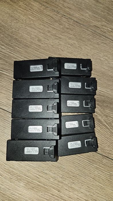 Дрон квадрокоптер  Е 88 в чорному кольорі !!