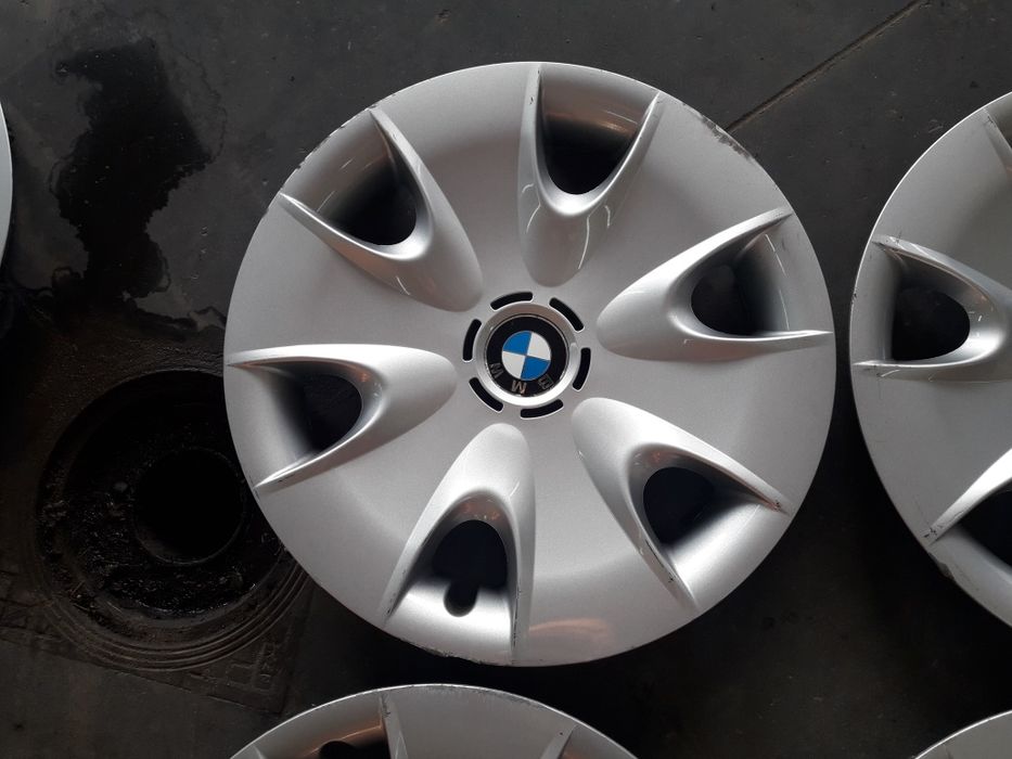 (42) Kołpaki 16" - BMW
