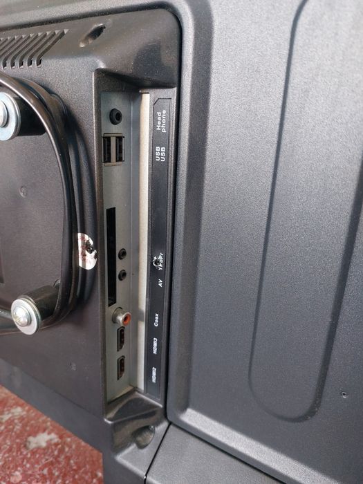 Телевизор VINGA 32" HD DLED TV