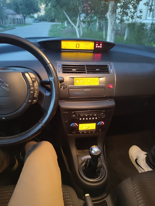 авто ситроенс4 2008
