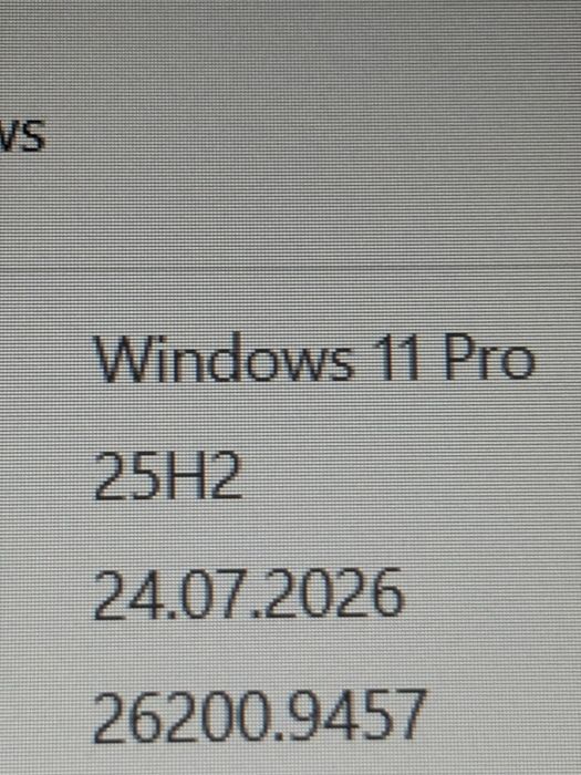 laptop gamingowy ASUS TUF Gaming F16 w bardzo dobrym stanie