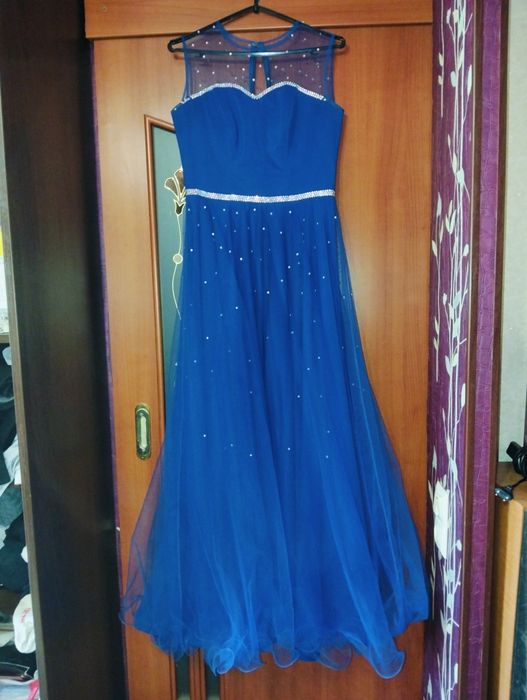 Продам выпускное платье