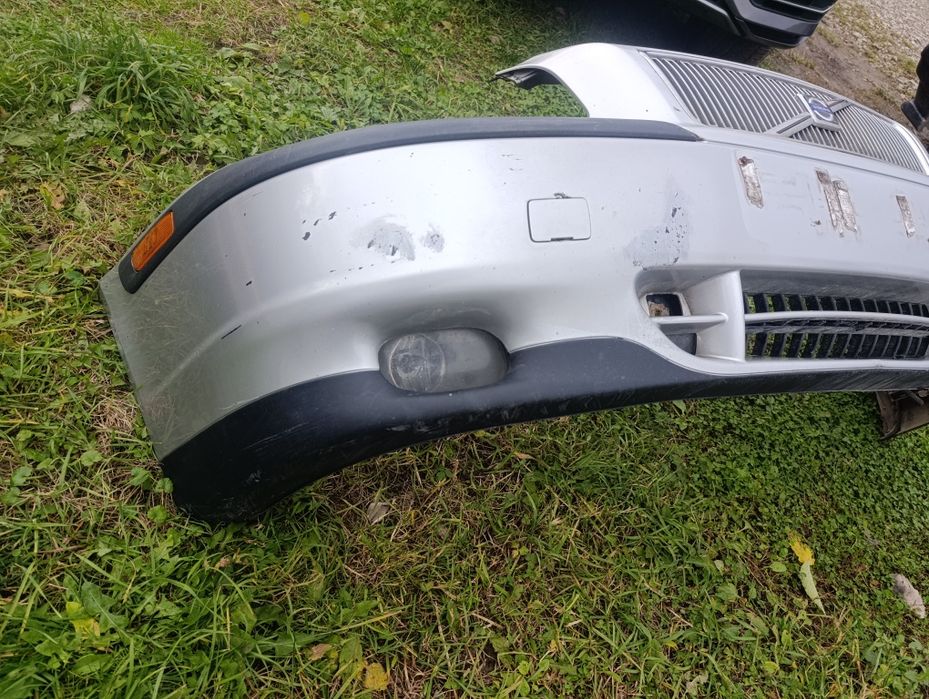 Бампер передній Volvo S80 вольво