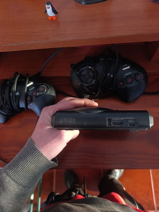 Mega Drive Sega + 2 comandos  (Desbloqueada)