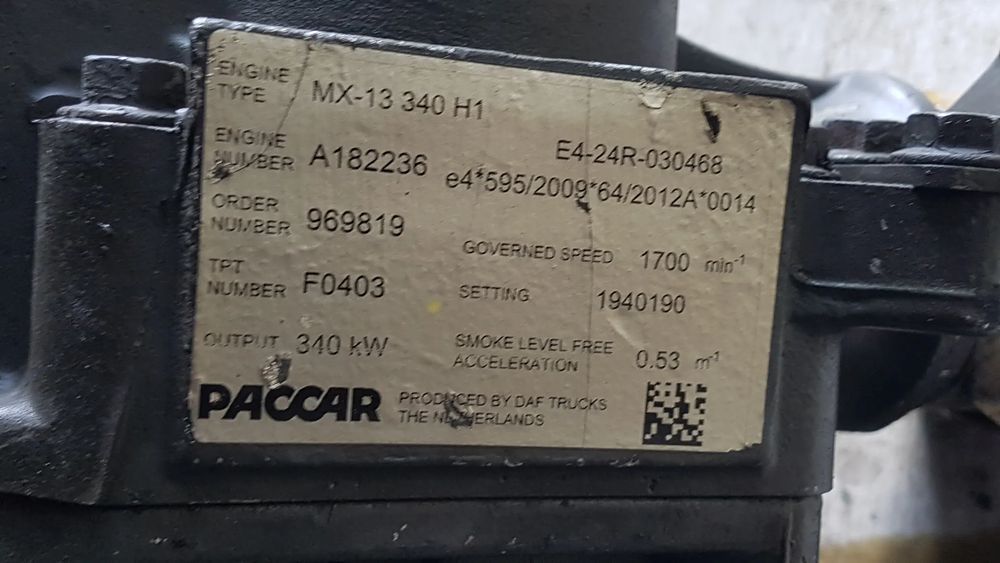 pompa wody bez sprzęgła plus obudowa daf xf 106 euro 6 mx 13 460 , 510 km