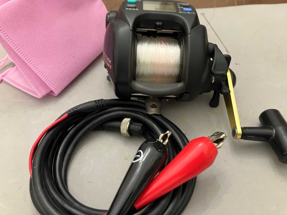 Carreto elétrico de pesca DAIWA 500 DX