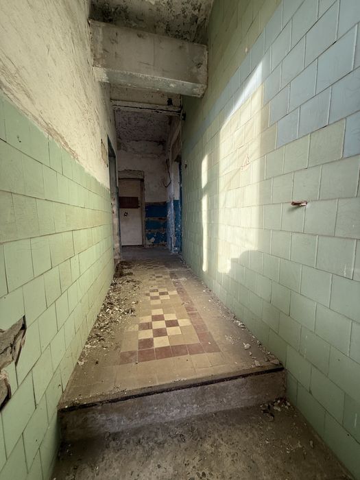 Комерційне приміщення(колишня баня) м.Мостиська , центральна частина