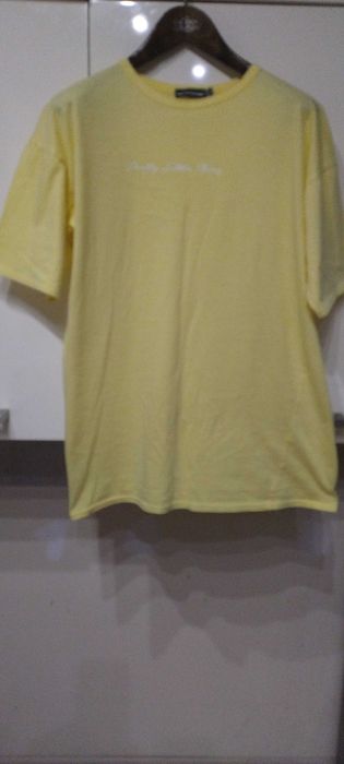 T-shirt  damski  bawełniany żółty.