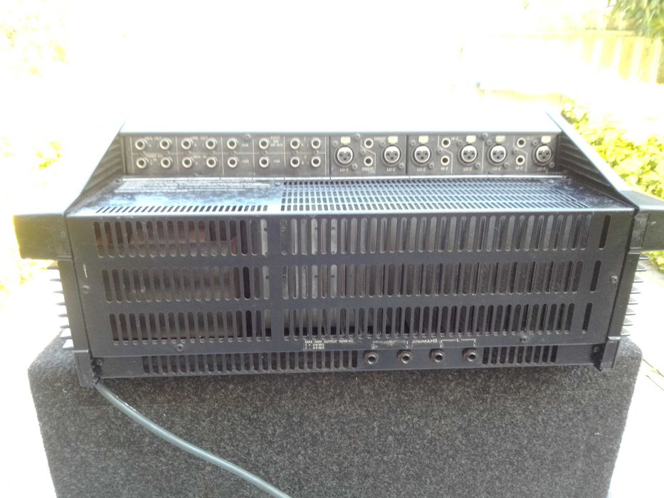 Mesa amplificada yamaha enorme qualidade