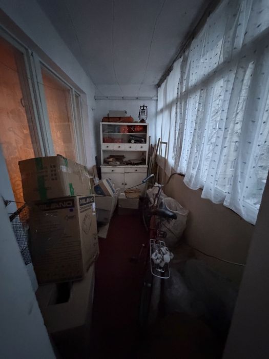 Продаж  3 кімнатної квартири  вул. Світла , р-н Ліски .