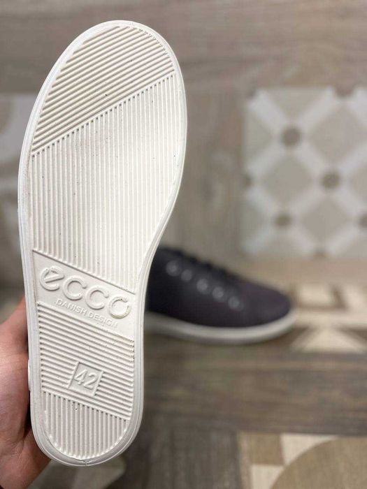Розпродаж! Нові нубукові черевики ECCO оригінал (39)