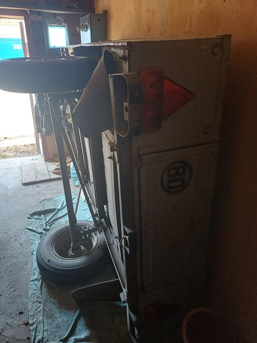 Прицеп автомобильный 81024 1990г,бу.