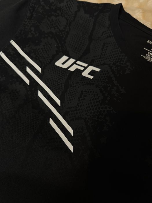 Оригінальна футболка UFC Adrenaline by Venum Replica 3.0
