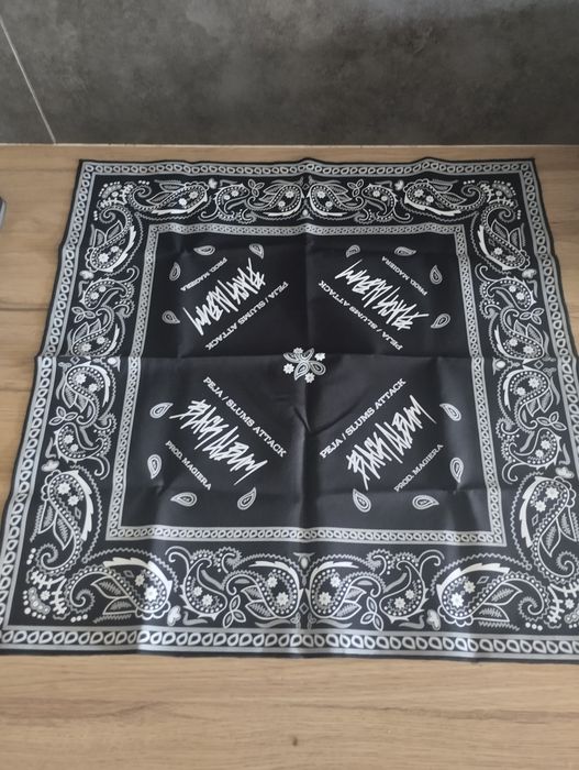 Peja Slums Attack, Black album, bandana, chusta