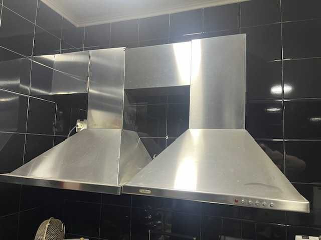 Oportunidade !!! Dois exaustores de Campana em inox