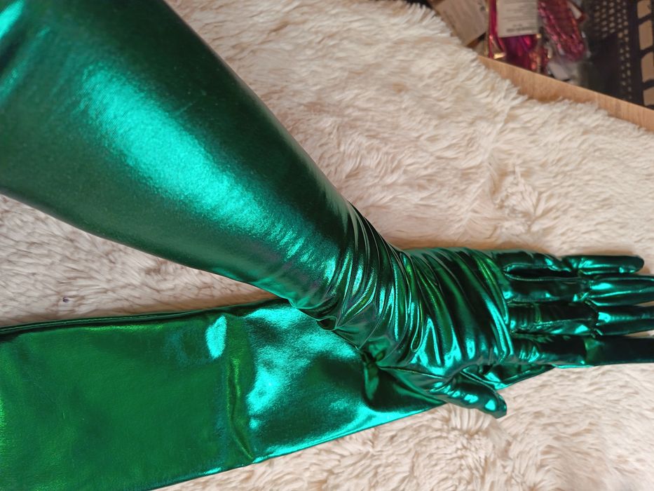 Rękawiczki w kolorze zielonym